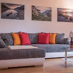 Lauberhorn, Luxury With Views Apartment