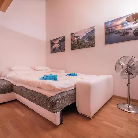 Lauberhorn, Luxury With Views * 劳特布龙嫩